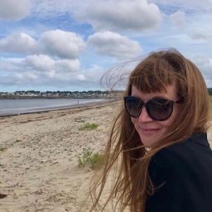 Meet your Posher, Angie